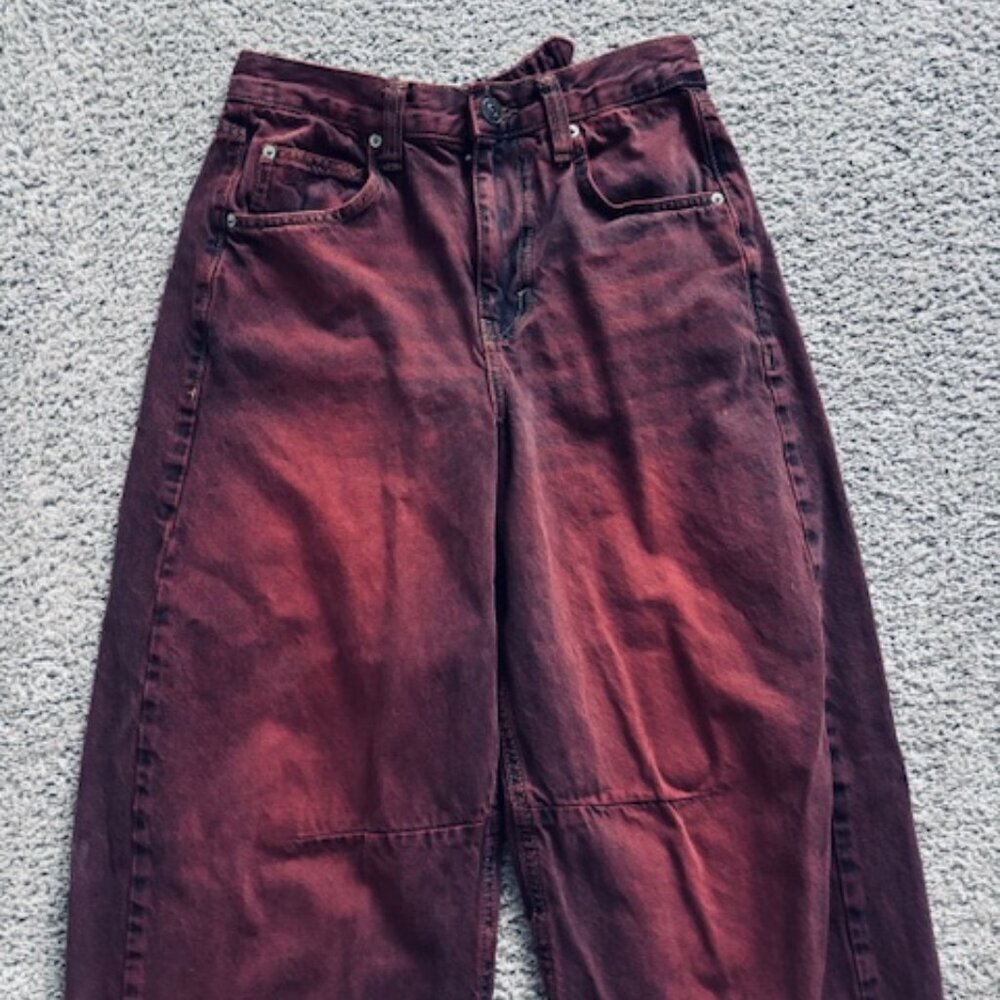 BDG Red Tint Logan Cinch Back Boyfriend Jeans, size 27 - Picture 4 of 6